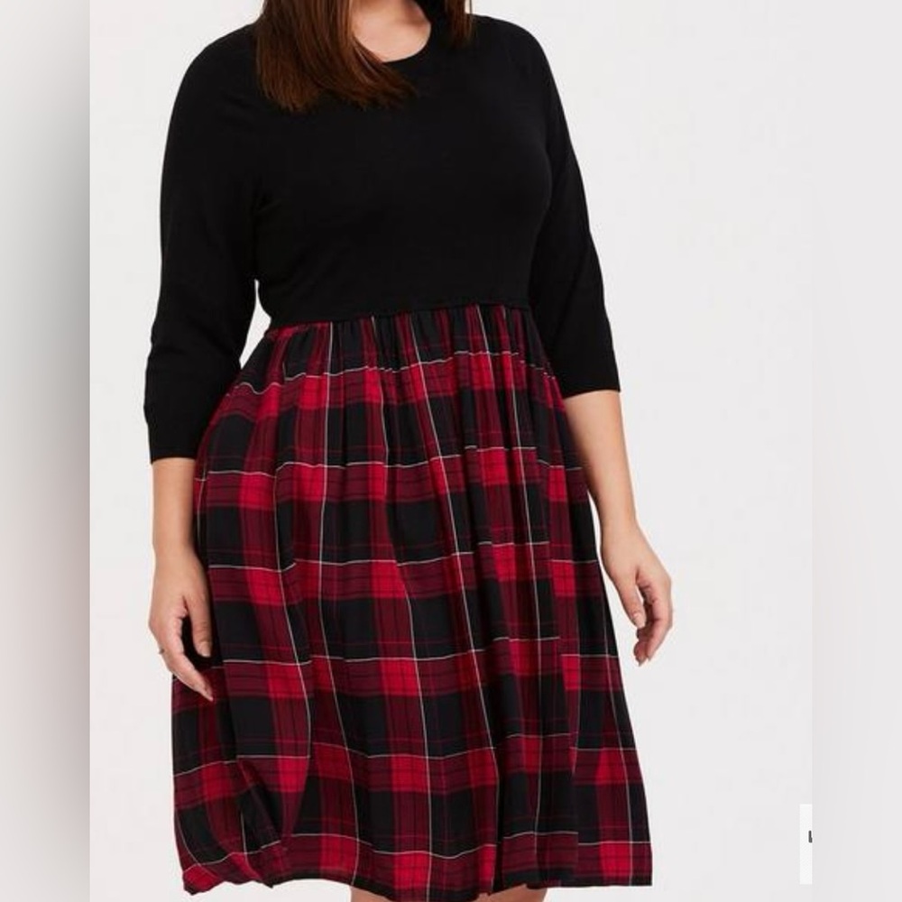 Torrid knee length plaid knit dress